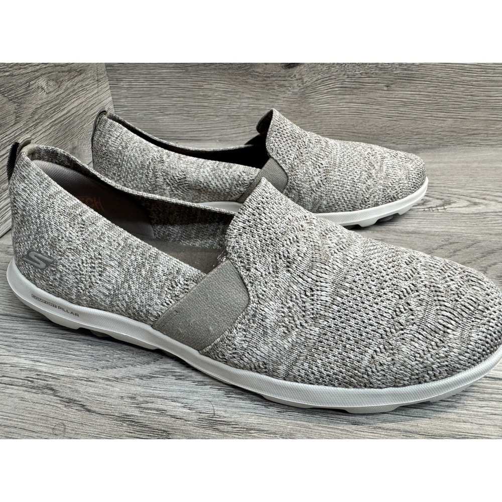 Skechers Air Cooled Goga Mat Womens sz 7.5 Gray Slip On Comfort Shoes